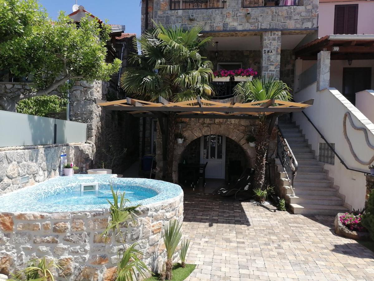 Apartmani Brajutovci 26 Kornić Zewnętrze zdjęcie